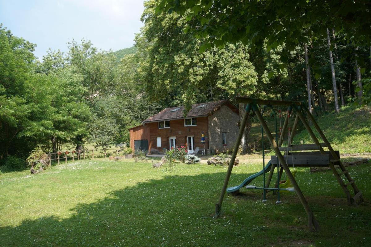 A L'Oree Du Bois - Chambres D'Hotes Hostun Exterior photo