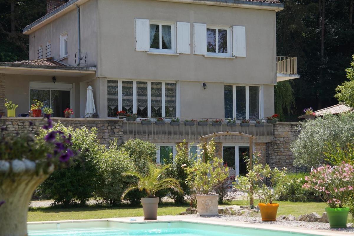 A L'Oree Du Bois - Chambres D'Hotes Hostun Exterior photo